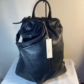 새상품 지우 센소유니코 BAG 가죽 53800엔 (세금 포함)