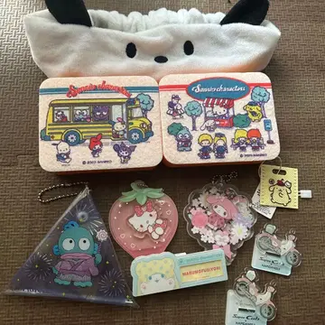 산리오 굿즈 묶음 판매