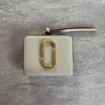 할인 MARC JACOBS 더 스냅샷 미니 컴팩트 지갑