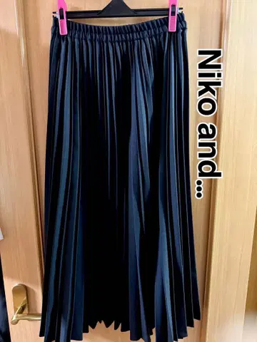 니코 앤 - 플리츠 스커트