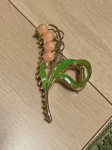 릴리 오브 더 밸리 브로치