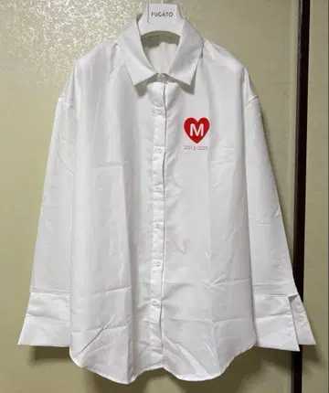 채미치루 퇴단 의류 화이트 긴팔 셔츠 XL 사이즈와 백