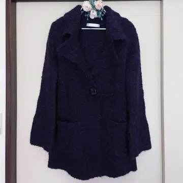 DoCLASSE 네이비 하프 코트