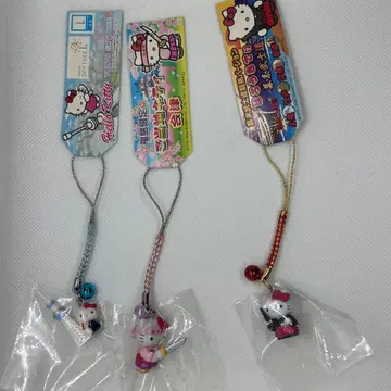 지역 한정 키티 코스튬 키링 3종 세트