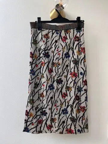 미쏘니 MISSONI 꽃무늬 자수 니트 스커트 이탈리아제