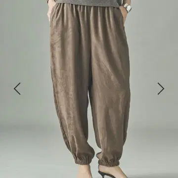 캘런솔로지 페이크 스웨이드 벌룬 팬츠 베이지 55