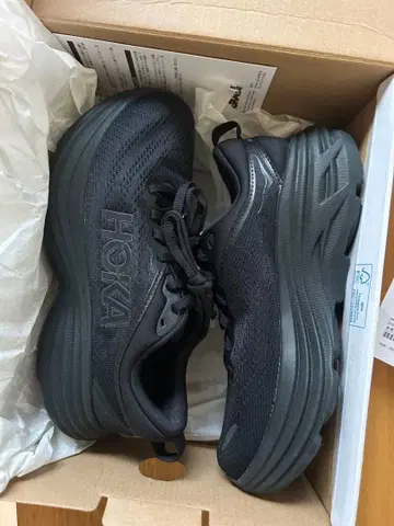 HOKA ONE ONE W BONDI 8 6.5B