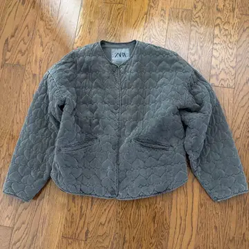 ZARA 그레이 하트 퀼팅 자켓