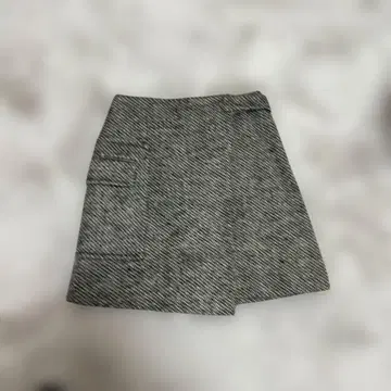 그레이 계열 트위드풍 미니 스커트 EPOCA 38 사이즈 새상품급