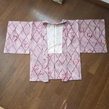 빨간색과 화이트의 다이아몬드 무늬 순수 실크 시침질 미사용