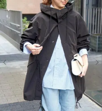 새상품 Spick & Span 발수 스노우 카모 후드티 코트 사이즈 36