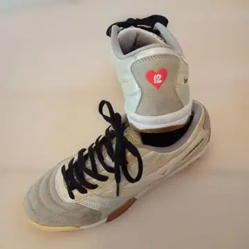 새상품급! [MIZUNO] [bombonera] 콜라보 (한정판) 풋살화