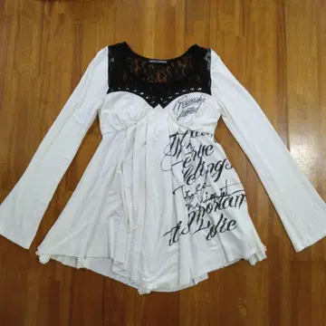 GHOST of HARLEM 긴팔 T셔츠 화이트 블랙