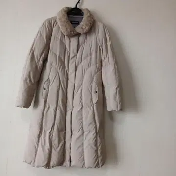 [새상품급] SANYO COAT 베이지 롱 40 사이즈