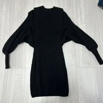 RESEXXY 블랙 니트 원피스 긴팔