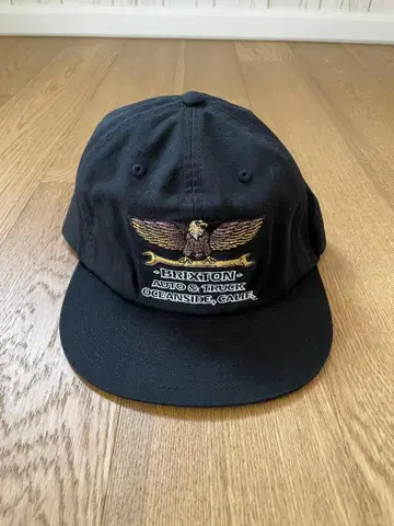 Brixton 블랙 캡 이글 자수
