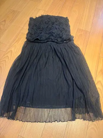 머큐리 듀오 블랙 프릴 셋업 2차 파티