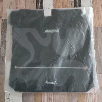 SixTONES YOUNG OLD 숄더백