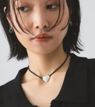 ANNIKA INET 하트 목걸이