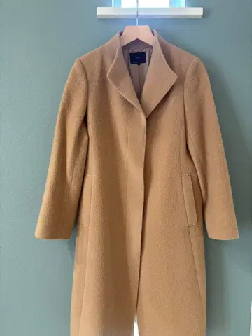 베이지 롱 코트