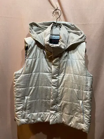 랄프 로렌 여성용 충전솜 후드 부착 베스트 실버