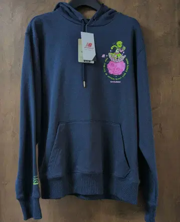 뉴발란스 애슬레틱스 레비쪼 후드티