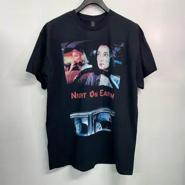 나이트 온 더 플래닛 [XL 사이즈] T셔츠 블랙