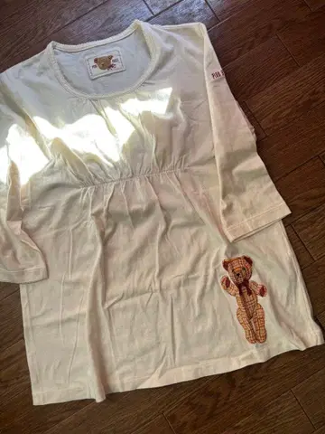 테디베어 화이트 긴팔 T셔츠