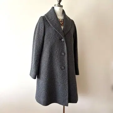 꽃 무늬 엠보싱 가공 그레이 코트 새상품급 경량