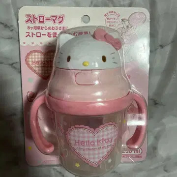 미사용 새상품 헬로키티 스트로우 머그 230ml