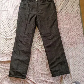 FILA 체크 무늬 슬랙스 다크 블랙