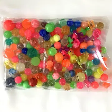 슈퍼볼 약 144개 모듬 대소 금붕어와 빛 완구 덤 포함