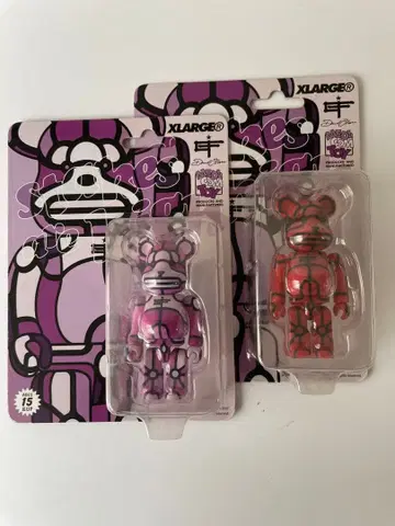 베어브릭 XLARGE 빨간색&보라색 2체 세트