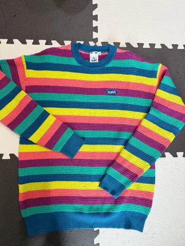 x-girl 엑스걸 카토 노아 착용 컬러풀 스트라이프 스웨터