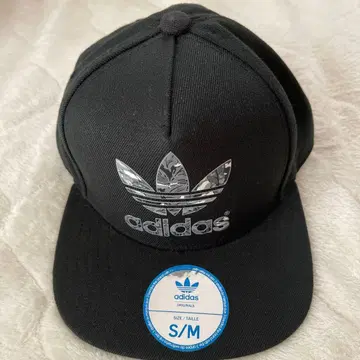 adidas 블랙 캡 S/M