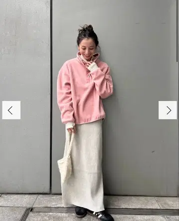 언그리드 파이핑 플리스 풀오버