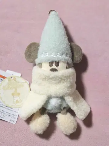 릴린린 인형 배지 파랑 디즈니 크리스마스 2025