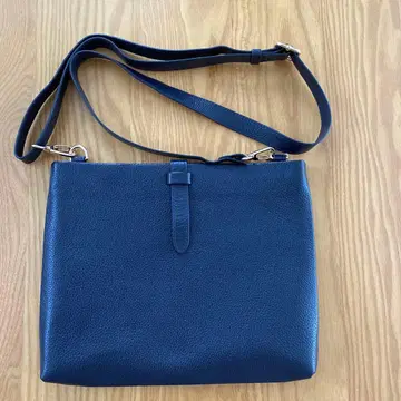 사코슈 숄더백 천연 가죽 슈링크 가죽 블루 신시아