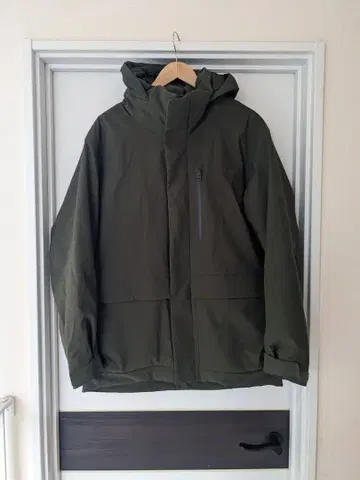 시착만 한 새상품급 UNIQLO 하이브리드 다운 후드티 카키