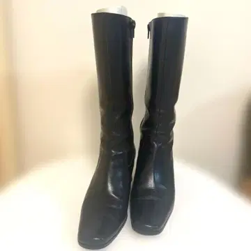 새상품급 마리 끌레르 블랙 부츠 여성용 24.5E 하프 부츠 힐 6.2