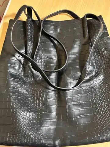 LOWRYS FARM 토트백