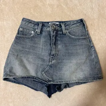 GYDA 다크 데님 숏팬츠