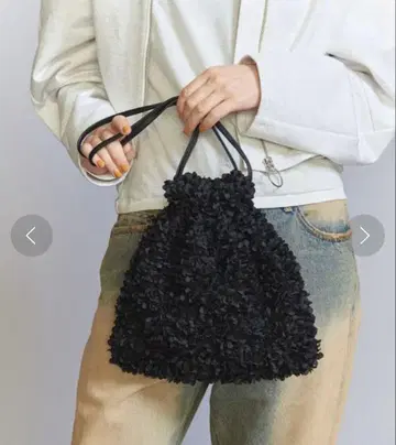 BEAUTY&YOUTH 복조리형 드로스트 백