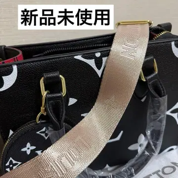 숄더백 가죽 핸드백 블랙 화이트