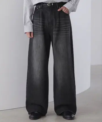 [ LUENNA ] 원턱 와이드 스트레이트 데님 팬츠 블랙 L
