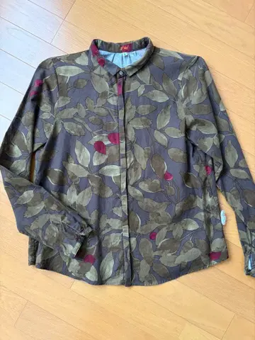 팔라스 팰리스  vm  긴팔 셔츠 블라우스