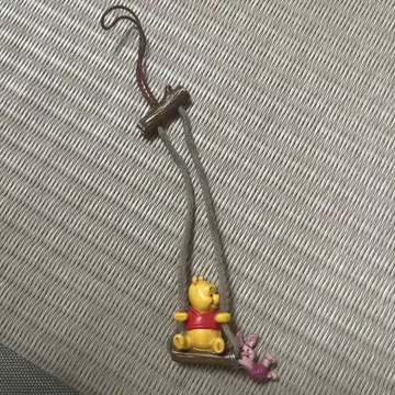 곰돌이 푸 피글렛 흔들흔들 그네 스트랩