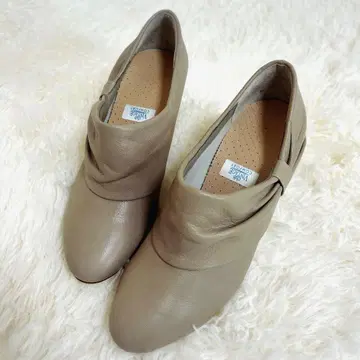 [오디트 에 오디르] 숏부츠 베이지 23.5cm