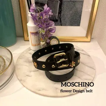 [MOSCHINO] 입체 플라워 디자인 골드 벨트