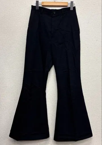 gomme 마키히로시게 플레어 디자인 팬츠